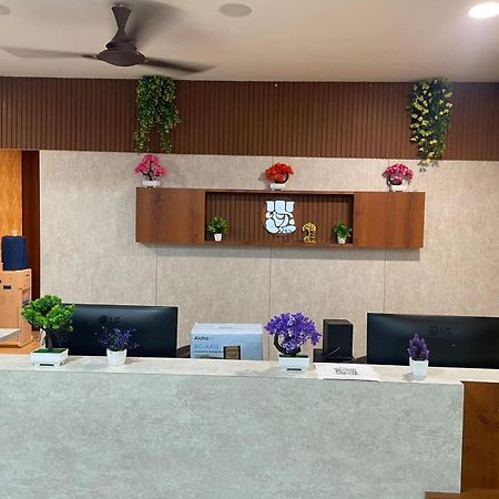 Maalyasa Hotel And Suites Хидерабад Екстериор снимка